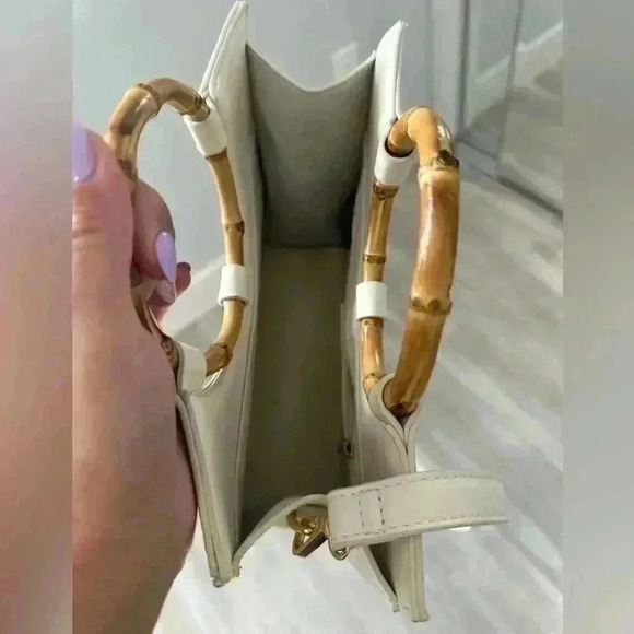 Like dream bamboo handle cross body strap handbag white and beige leather - Picture 4 of 7